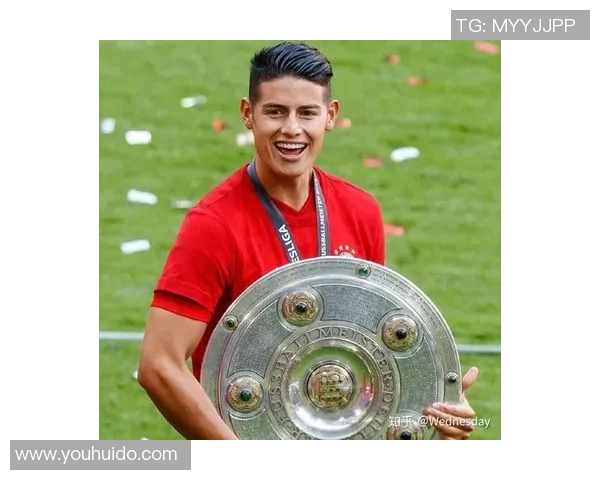 当女朋友迷恋足球明星时，我该如何应对这份热情与嫉妒