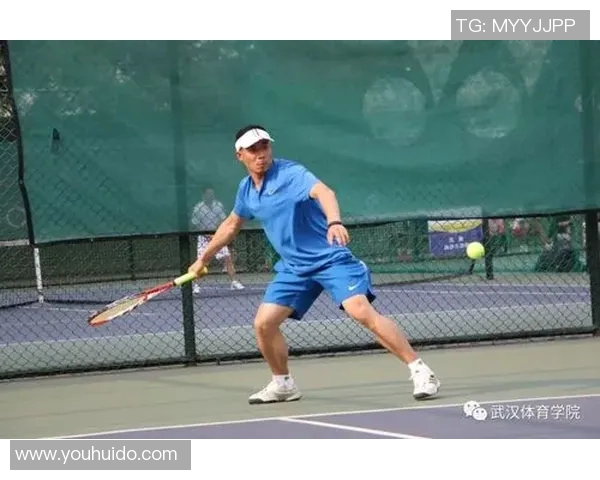 杭州网球队与武汉网球队赛后复盘分析力量对比与战术探讨 杭州网球队与武汉网球队赛后复盘分析力量对比与战术探讨