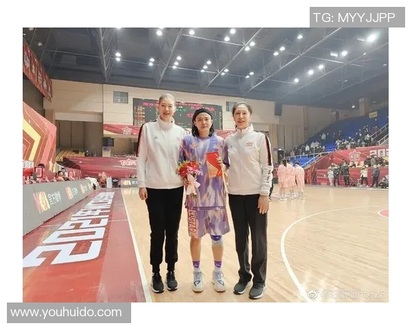 王丽独家分享篮球心得与技巧助你提升球技的秘密之道